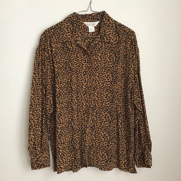 !!SOLD!!On Trend Leopard Print Silk Blouse - Picture 2 of 8